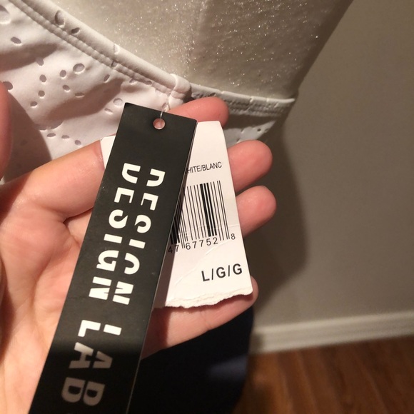 Design Lab | NWT One Piece Swimsuit - Picture 5 of 8